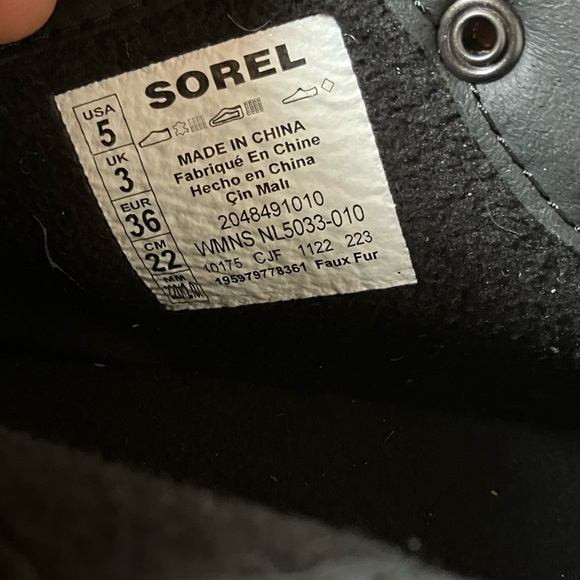 NWT Sorel Hi-Line Lace-Up Cozy Hiker Booties in Black and Tawny Buff Sz 5.🌻 - Picture 11 of 13